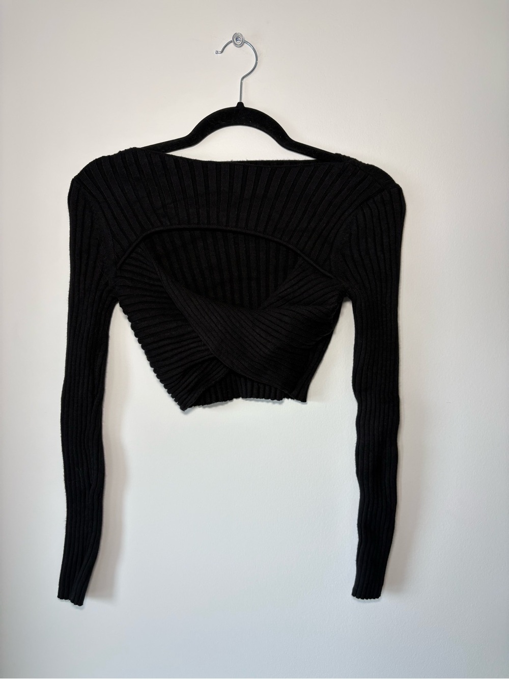Urban Outfitters Black Ribbed Twist-Back Long Sleeve Crop Top